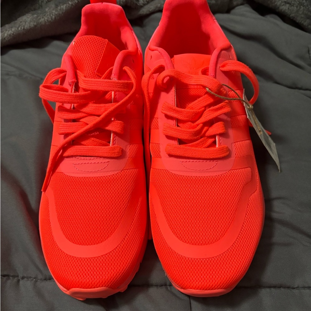 adidas Originals Pink Athletic Shoes Sleek Design